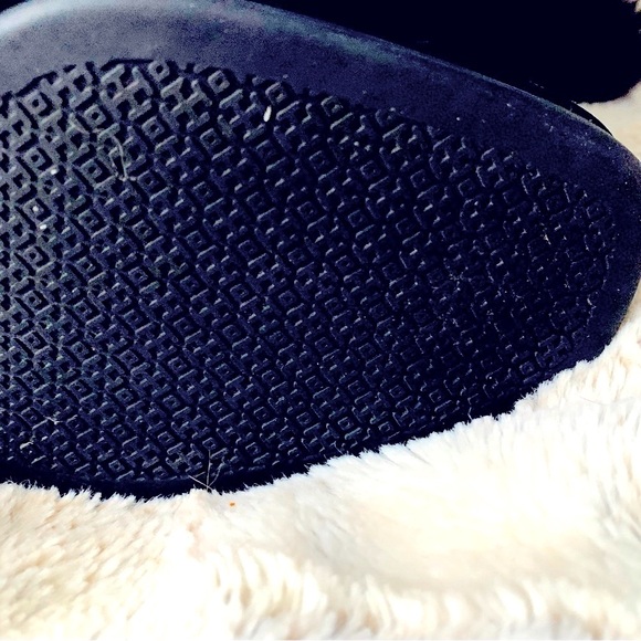 TORY BURCH BOOT GORGEOUS SUEDE,FUR & SHERLING STYLE WEDGE HEEL NWOT SIDE ZIPPER - Picture 4 of 6